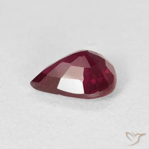 Rubi Vermelho escuro Natural 1.44ct, Formato de pêra, VS-SI