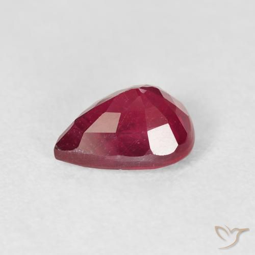 Rubi Vermelho escuro Natural 1.59ct, Formato de pêra, VS-SI
