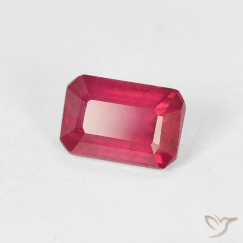 Rubi Vermelho rosado Natural 0.90ct, Corte Octógono / Esmeralda, VS