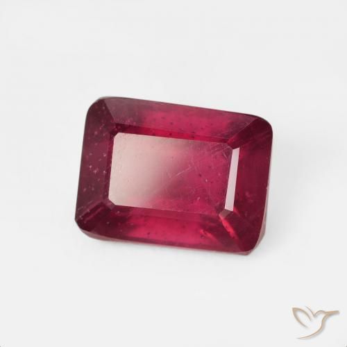 Rubi Sangue vermelho Natural 2.82ct, Corte Octógono / Esmeralda, VS