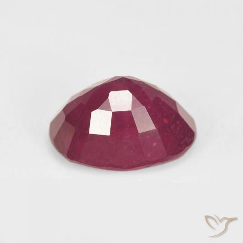 Rubi Vermelho escuro Natural 3.84ct, oval, VS