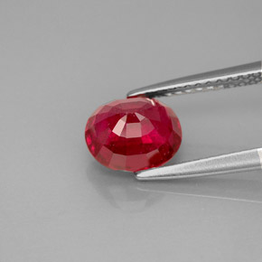 Rubi vermelho natural 2,08ct, corte oval, SI-I1