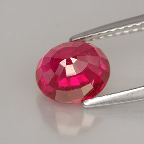 Rubi vermelho natural 2,20ct, corte oval, SI-I1