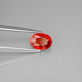 Safira laranja natural 0,99ct, corte oval, VVS-VS