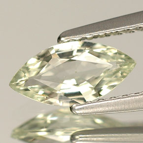 Safira verde natural 0,79ct, marquise, VVS-VS