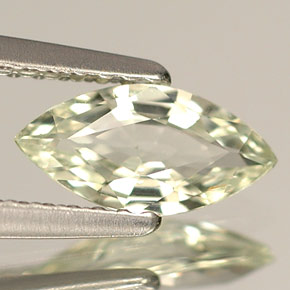 Safira verde natural 0,79ct, marquise, VVS-VS