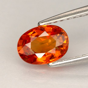 Safira laranja natural 0,97ct, corte oval, VS