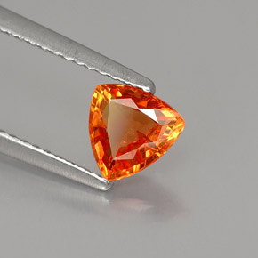 Safira laranja natural 0,88ct, trillion, VS