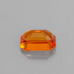 Safira laranja natural 0,81ct, corte esmeralda, VS