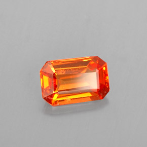 Safira laranja natural 0,62ct, corte esmeralda, VVS-VS