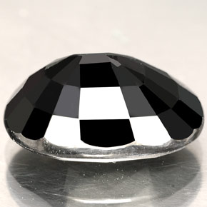 Safira preto natural 15,71ct, corte oval, opaco