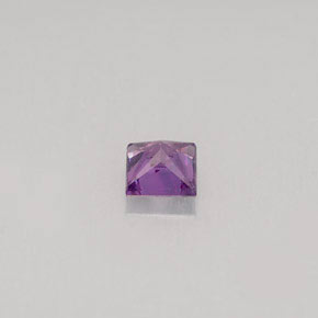 Safira violeta natural 0,38ct, quadrado, VS-SI