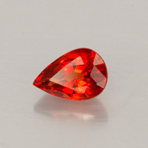Safira laranja natural 0,65ct, formato de pêra, VS