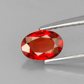 Safira laranja natural 0,60ct, corte oval, VS