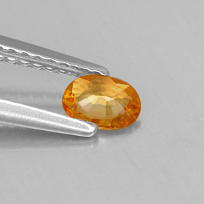 Safira amarelo natural 0,28ct, corte oval, VS