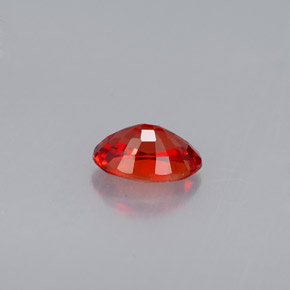 Safira laranja natural 0,55ct, corte oval, VVS-VS