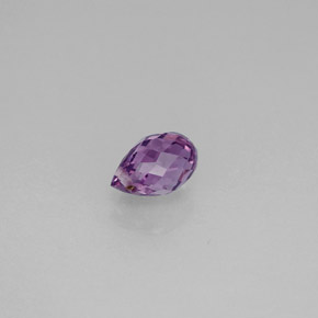 Safira violeta natural 0,92ct, briolete, VS