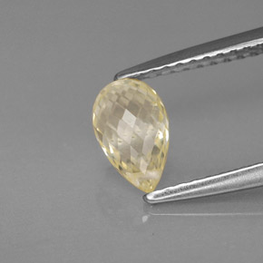 Safira ouro natural 1,38ct, briolete, VS-SI