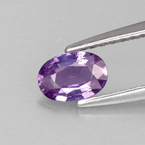Safira violeta natural 0,50ct, corte oval, VVS-VS