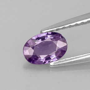 Safira violeta natural 0,52ct, corte oval, VVS