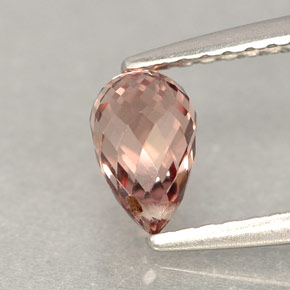Safira rosa natural 0,90ct, briolete, VVS-VS