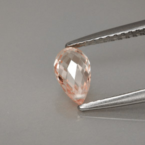 Safira amarelo natural 0,89ct, briolete, VVS