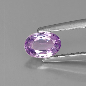 Safira violeta natural 0,61ct, corte oval, VVS-VS