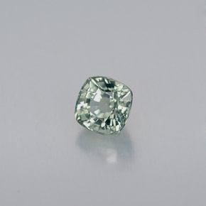 Safira verde natural 0,62ct, almofada cortada, VS