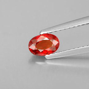 Safira laranja natural 0,60ct, corte oval, VVS-VS