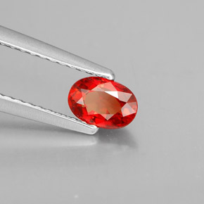Safira laranja natural 0,60ct, corte oval, VVS-VS