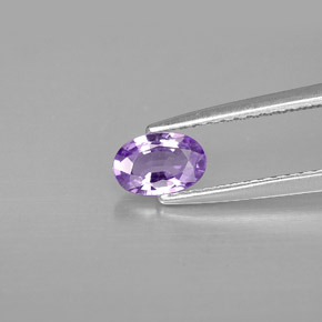 Safira violeta natural 0,47ct, corte oval, VVS-VS