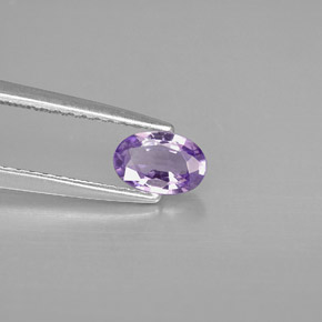 Safira violeta natural 0,47ct, corte oval, VVS-VS