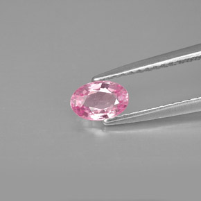 Safira rosa natural 0,60ct, corte oval, VVS