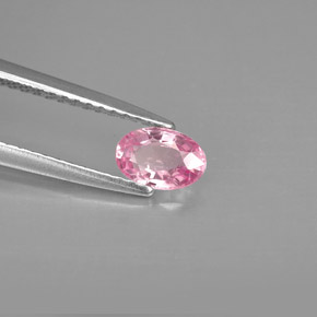 Safira rosa natural 0,60ct, corte oval, VVS