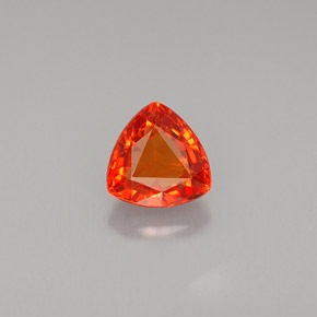 Safira laranja natural 0,80ct, trillion, VVS-VS