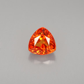 Safira laranja natural 0,97ct, trillion, VS