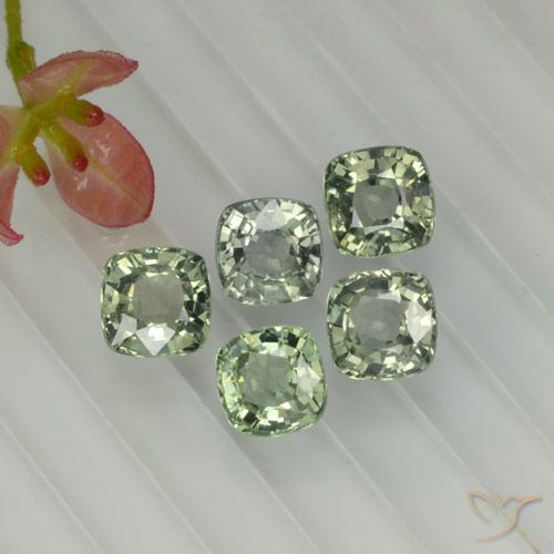 Pedras preciosas de safira verde natural de 2,66 ct, almofada cortada, VVS-VS