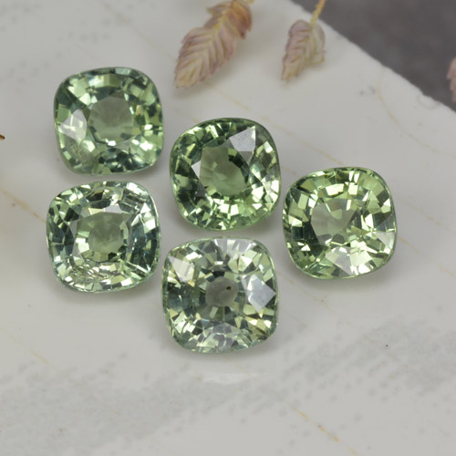 Pedras preciosas de safira verde natural de 2,51 ct, almofada cortada, VVS-VS