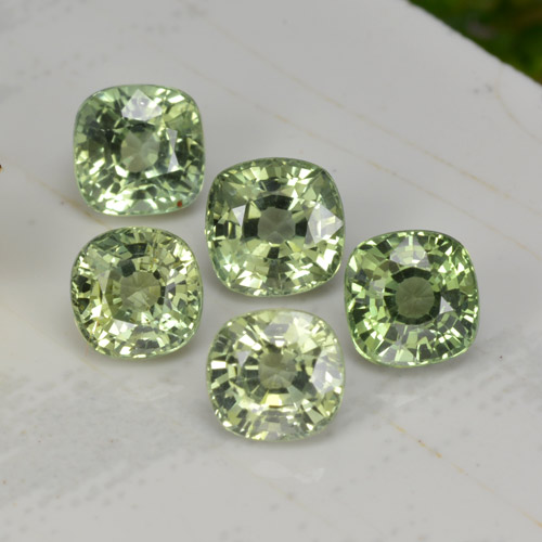 Pedras preciosas de safira verde natural de 2,70 ct, almofada cortada, VVS-VS