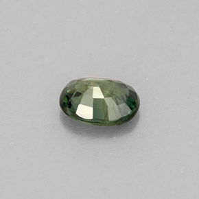 Safira verde natural 0,69ct, corte oval, VS