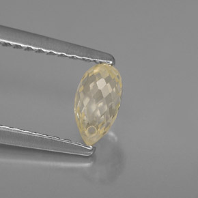 Safira ouro natural 0,79ct, briolete, VVS-VS