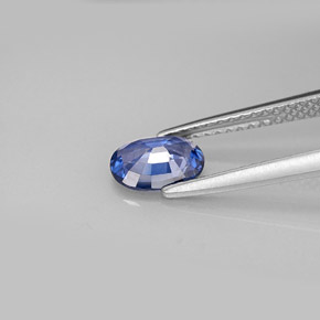 Safira azul natural 0,82ct, corte oval, SI