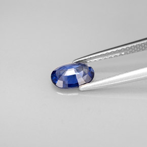 Safira azul natural 0,76ct, corte oval, VS