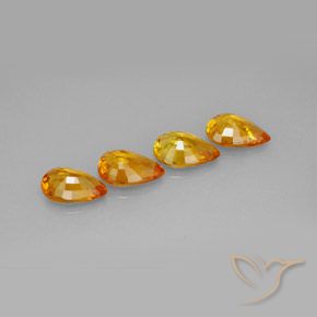 Pedras preciosas de Safira Laranja escuro-dourado natural de 3.19 ct, Formato de pêra, VVS-VS