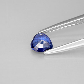 Safira azul natural 0,38ct, formato de coração, VS