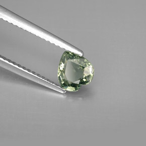 Safira verde natural 0,82ct, formato de coração, VVS-VS