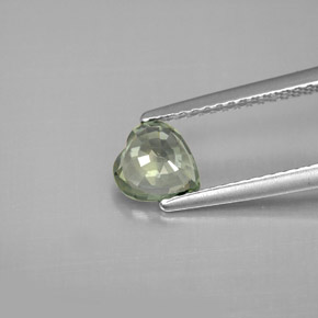 Safira verde natural 0,90ct, formato de coração, VVS-VS