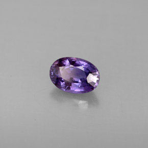 Safira violeta natural 0,67ct, corte oval, VS