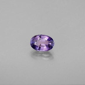 Safira violeta natural 0,64ct, corte oval, VVS-VS
