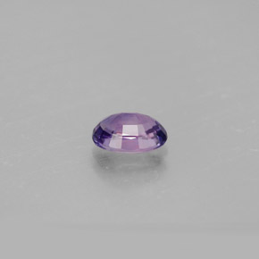 Safira violeta natural 0,64ct, corte oval, VVS-VS